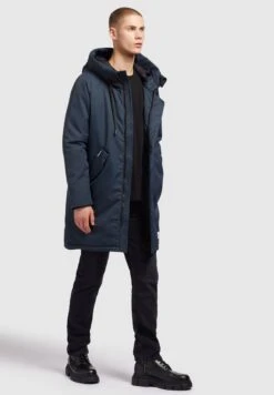 Khujo HantCappotto InvernaleDunkelblau Uomo Cappotti KH122T0FY-K11 -Vendite Khujo 1db56a9afa204344b479e2a3ad22851b