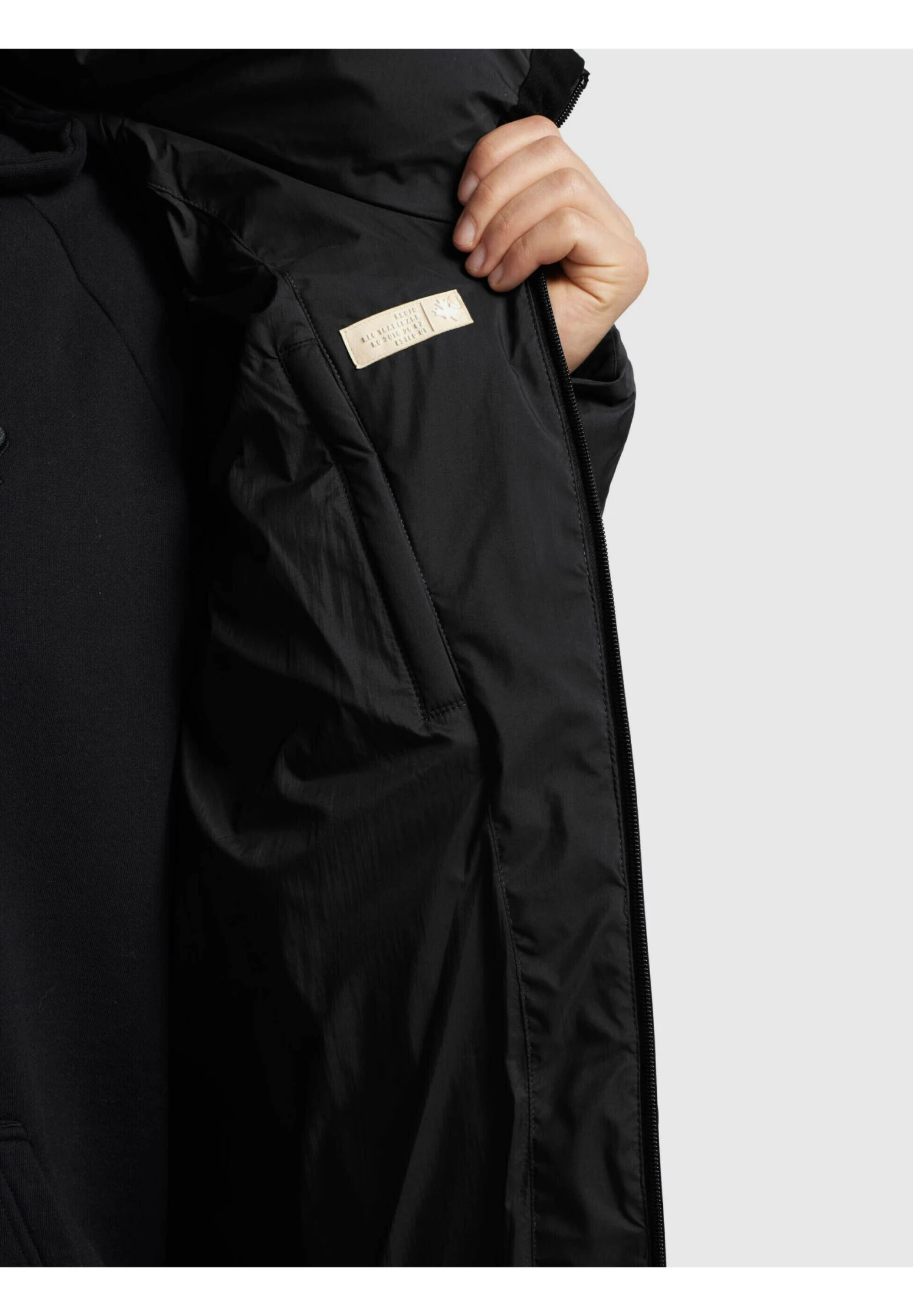 Khujo CaiusCappotto InvernaleSchwarz Uomo Cappotti KH122T0G1-Q11 5 Khujo CaiusCappotto InvernaleSchwarz Uomo Cappotti KH122T0G1-Q11 - immagine 5