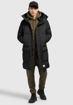 Khujo SlowCappotto InvernaleSchwarz Uomo Cappotti KH122T0DP-Q11 11 Khujo SlowCappotto InvernaleSchwarz Uomo Cappotti KH122T0DP-Q11 -Vendite Khujo 470241a3808945fbb05be964523a356e