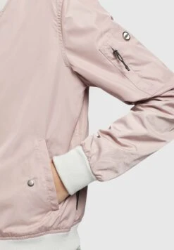 Khujo StenceGiubbotto BomberBlassrosa Donna Giacche E Blazer KH121G0DH-J11 -Vendite Khujo 4ea64d58b14b4558acfa0ffd0d3498d3