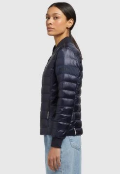 Khujo Maude ShinyGiubbotto BomberDunkelblau Donna Giacche E Blazer KH121U18T-K11 -Vendite Khujo 5192f63d1cd94a0087a4aa8f668df24e