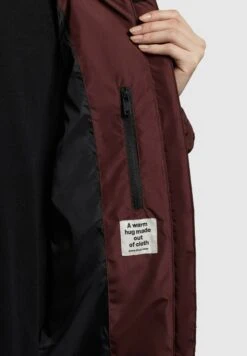 Khujo SoulaniCappotto InvernaleWeinrot Donna Cappotti KH121U1BK-G11 13 Khujo SoulaniCappotto InvernaleWeinrot Donna Cappotti KH121U1BK-G11 -Vendite Khujo 5361fb45f6f242f3ac17fa0bfa74c643