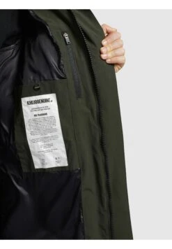 Khujo CloydCappotto InvernaleKhaki Grün Uomo Cappotti KH122T0FU-N11 -Vendite Khujo 6dea7c59029f47a2a60c59f46feff537