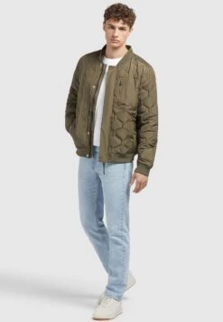 Khujo CarlsonGiacca Da Mezza StagioneOlivgrün Uomo Giacche KH122T0ES-N11 -Vendite Khujo 85db6bc3363641a69e75e5f83b7fe269