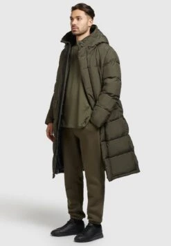 Khujo PatoCappotto InvernaleOlivgrün Uomo Cappotti KH122T0DZ-N11 -Vendite Khujo 970f950bec16446eb9a030cd28e5cca8