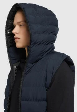 Khujo Weste Berd MattSmanicatoDunkelblau Uomo Giacche KH122T0G5-K11 12 Khujo Weste Berd MattSmanicatoDunkelblau Uomo Giacche KH122T0G5-K11 -Vendite Khujo a387da0b059346ec95d88f88e1d6842b