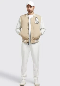 Khujo Velo - Giubbotto Bomber - Blu Bei 13 Khujo Velo - Giubbotto Bomber - Blu Bei -Vendite Khujo a654f9f5a02644de945edf4f1f6b7af6