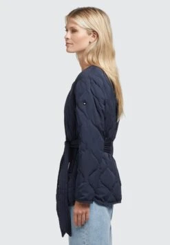 Khujo YunaGiacca Da Mezza StagioneDunkelblau Donna Giacche E Blazer KH121G0E0-K11 -Vendite Khujo b72a87d24e51402d8d0e02f1267c8828