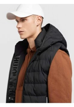 Khujo Weste Berd MattSmanicatoSchwarz Uomo Giacche KH122T0G5-Q11 13 Khujo Weste Berd MattSmanicatoSchwarz Uomo Giacche KH122T0G5-Q11 -Vendite Khujo ca69240c3ef44b5b922c1be25243c13a