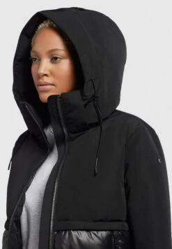 Khujo WayraGiacca InvernaleSchwarz Donna Giacche E Blazer KH121G0EI-Q11 -Vendite Khujo e7f9f3ac1c29472f8227e240e8cb6a02