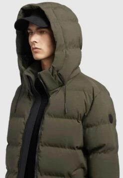 Khujo LogaGiacca InvernaleOliv Uomo Giacche KH122T0GJ-N11 -Vendite Khujo ea3409a0cfe149439b22ec8701ee0b75